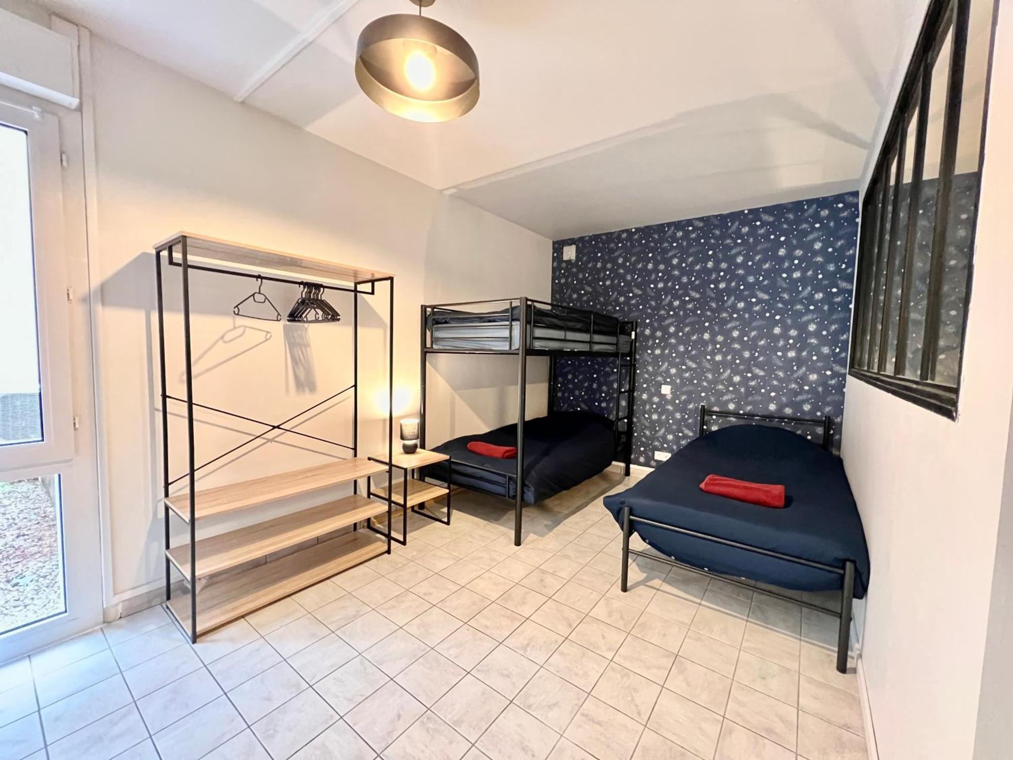 Le Grand Penon ~ Logement Spacieux A 6 Min Du Parc Saint-Georges-les-Baillargeaux Esterno foto