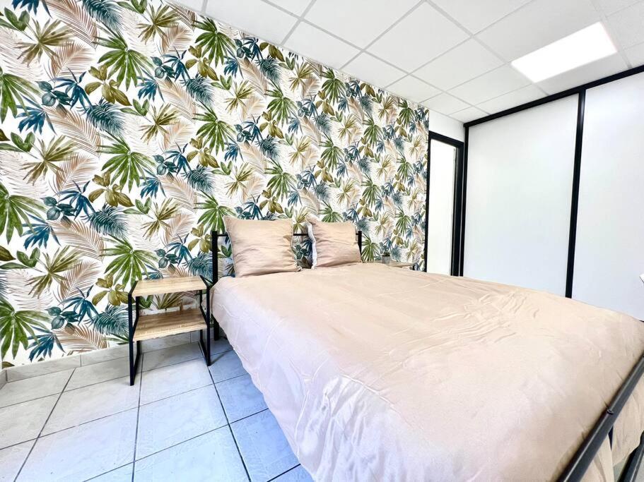 Le Grand Penon ~ Logement Spacieux A 6 Min Du Parc Saint-Georges-les-Baillargeaux Esterno foto